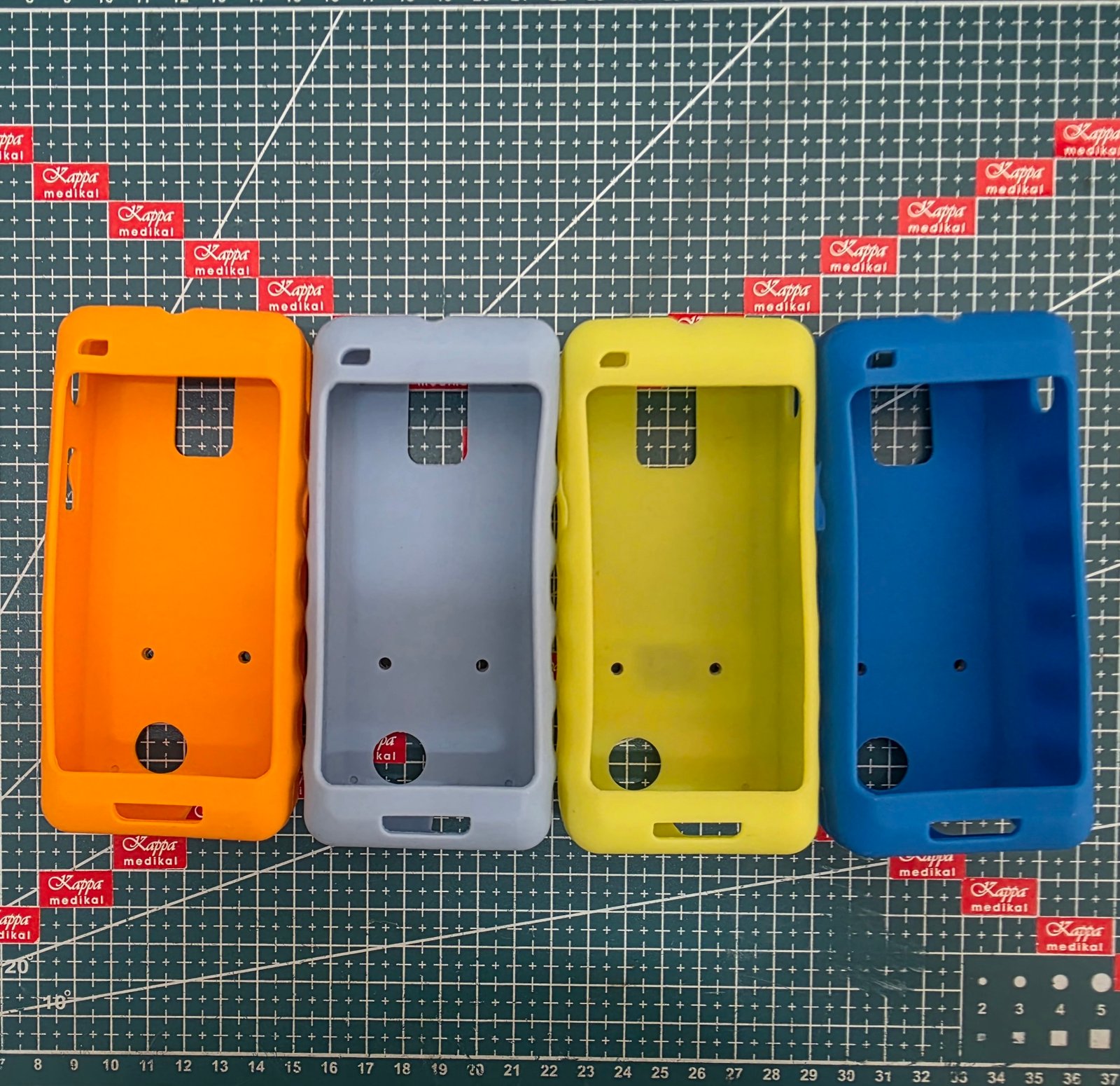 PROTECTIVE COVER, LIGHT BLUE